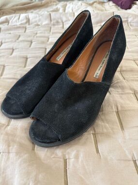 & Other Stories Black Suede High Vamp Block Heel Size 40 US 9